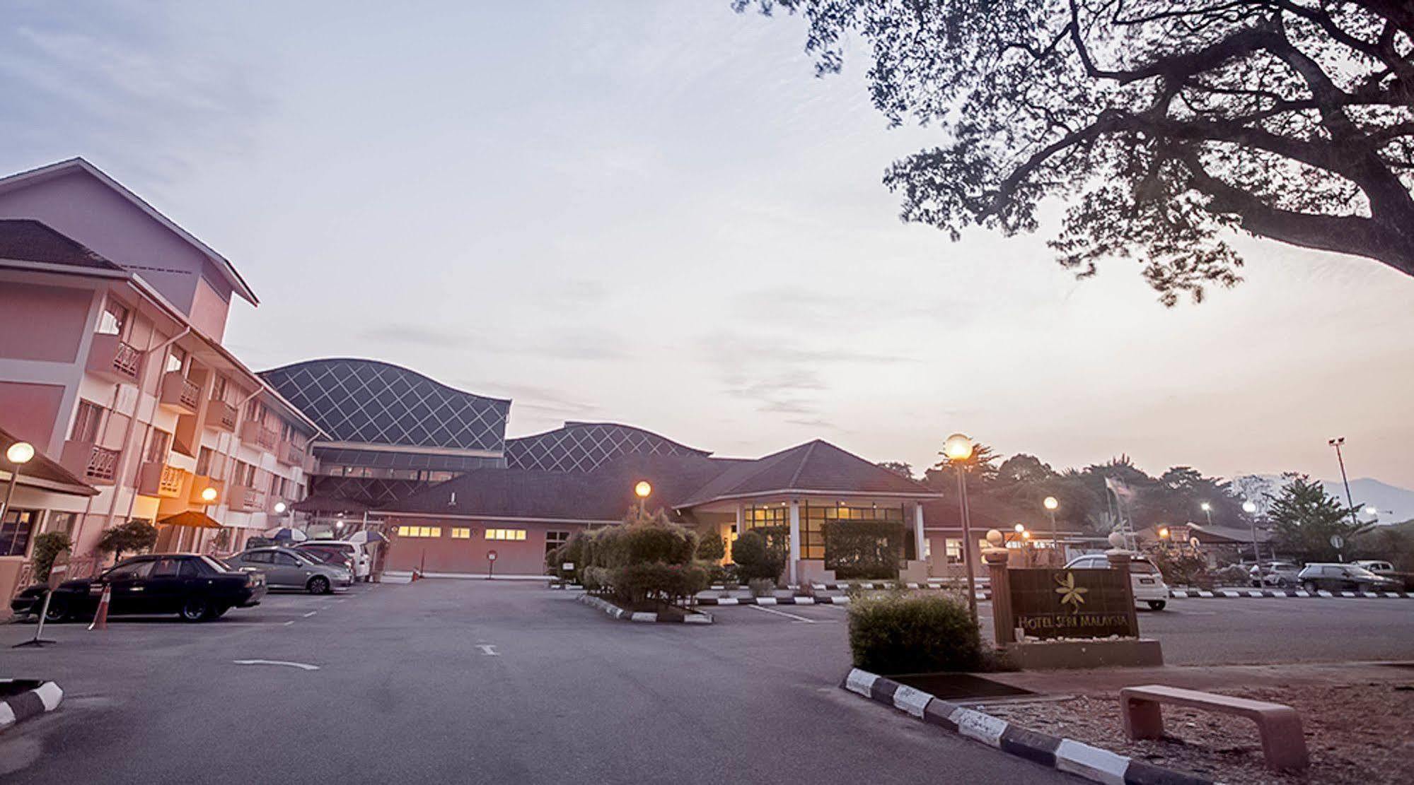 Hotel Seri Malaysia Іпох Екстер'єр фото