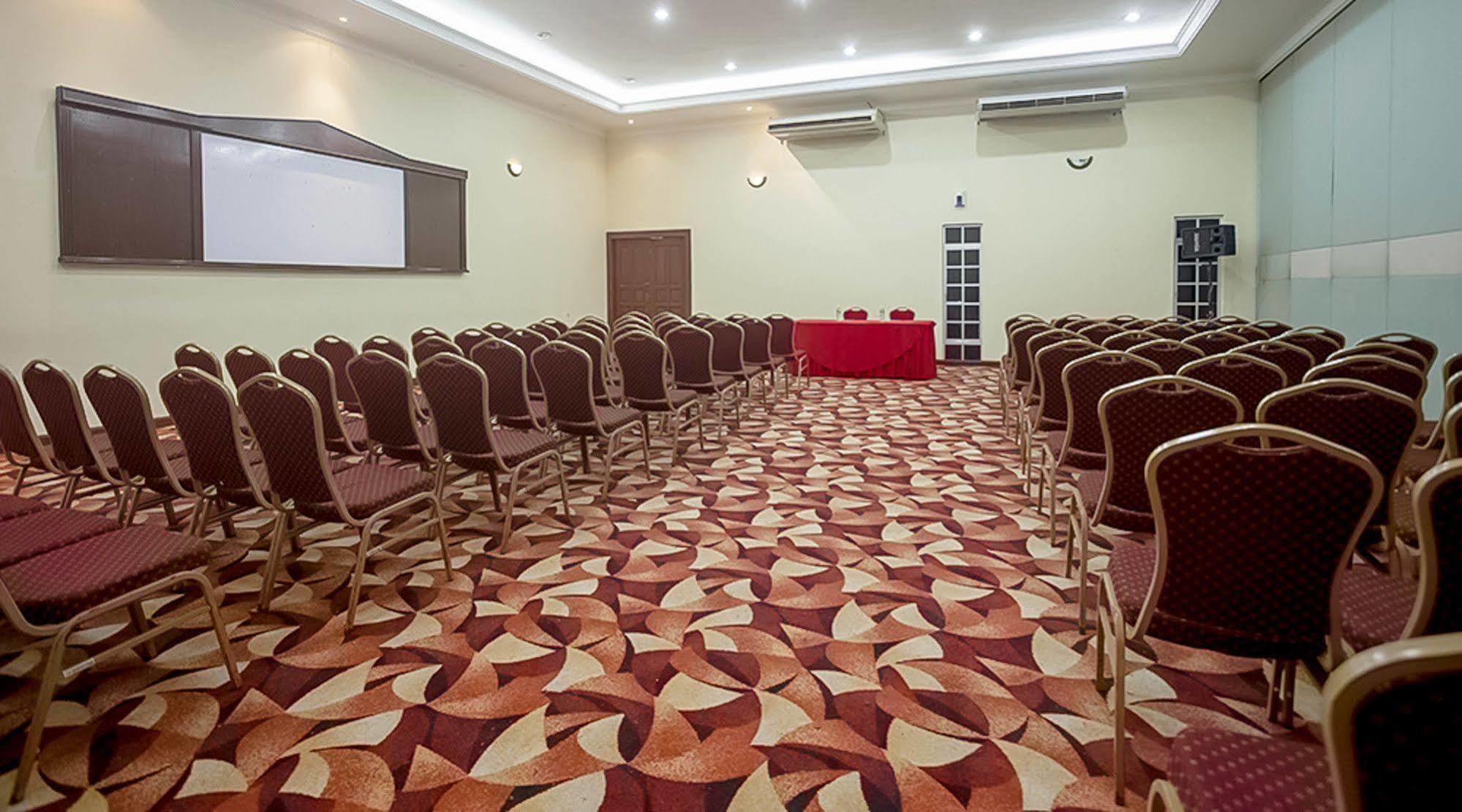Hotel Seri Malaysia Іпох Екстер'єр фото